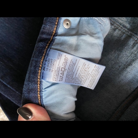 EUC Dark Wash Boot Cut Jeans / Size: 18 Short - Picture 2 of 4